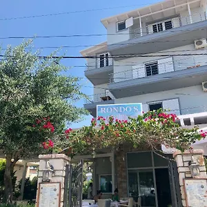 Rondos Hotel